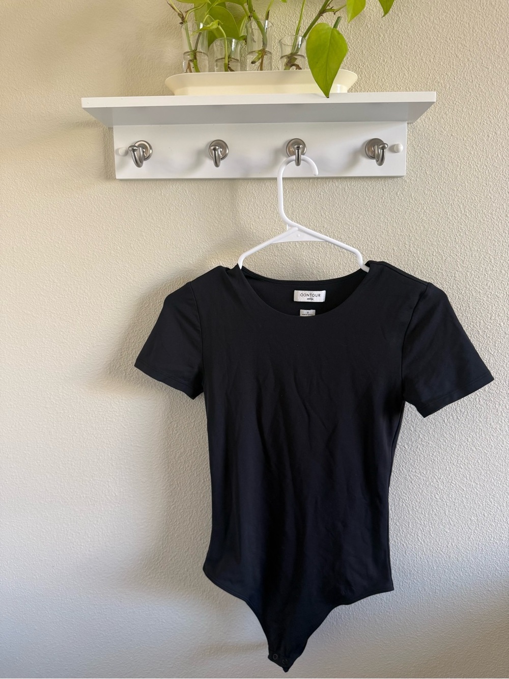 Aritzia Contour Black Short-Sleeve Crewneck Bodysuit